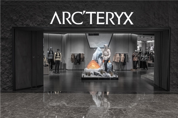 江南app体育露营雪境迎接未知 始祖鸟Arc teryx 冬季RGFG环保橱窗